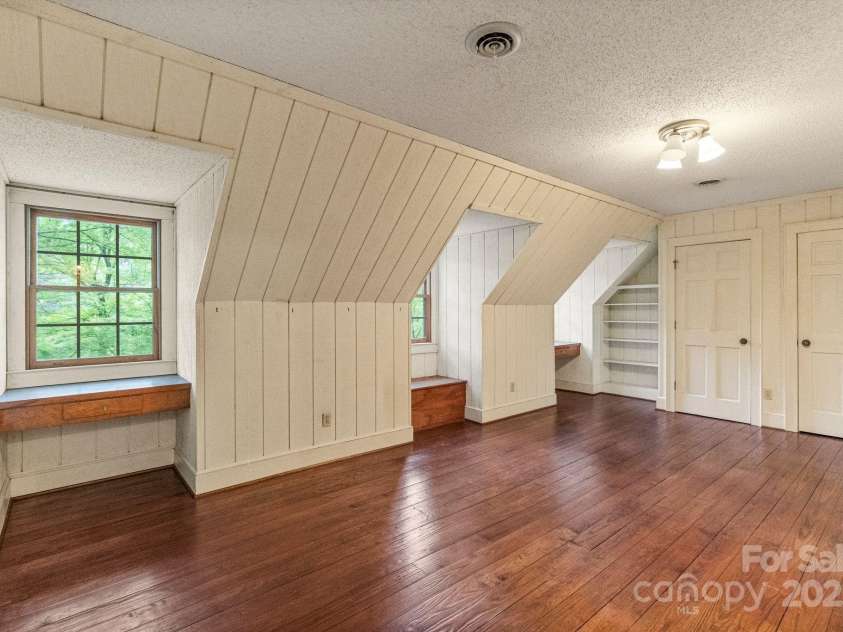 1513 Shelby Highway, Cherryville, NC 28021.  MLS# CAR4254779, YatesRealty ID 22708. 