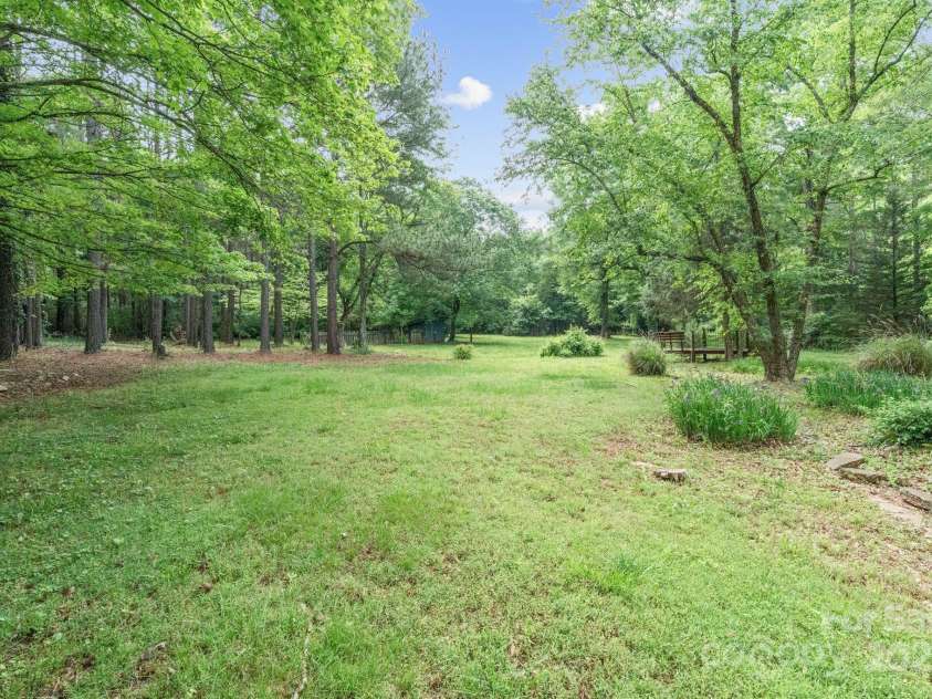 1513 Shelby Highway, Cherryville, NC 28021.  MLS# CAR4254779, YatesRealty ID 22708. 