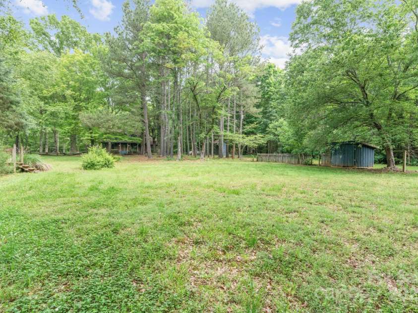 1513 Shelby Highway, Cherryville, NC 28021.  MLS# CAR4254779, YatesRealty ID 22708. 