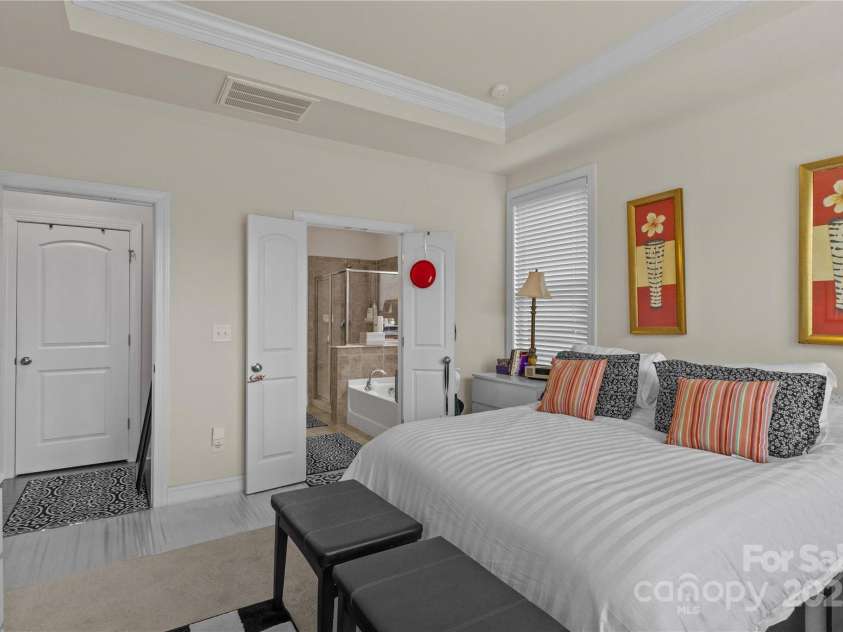 129 Johnson Manor Street, Mooresville, NC 28115.  MLS# CAR4197024, YatesRealty ID 2271. 