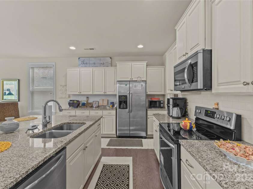 129 Johnson Manor Street, Mooresville, NC 28115.  MLS# CAR4197024, YatesRealty ID 2271. 