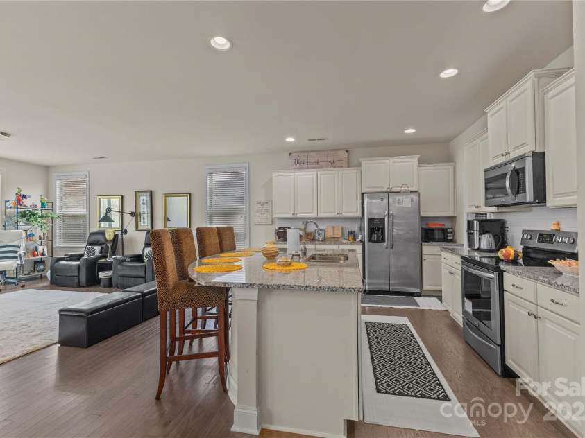 129 Johnson Manor Street, Mooresville, NC 28115.  MLS# CAR4197024, YatesRealty ID 2271. 