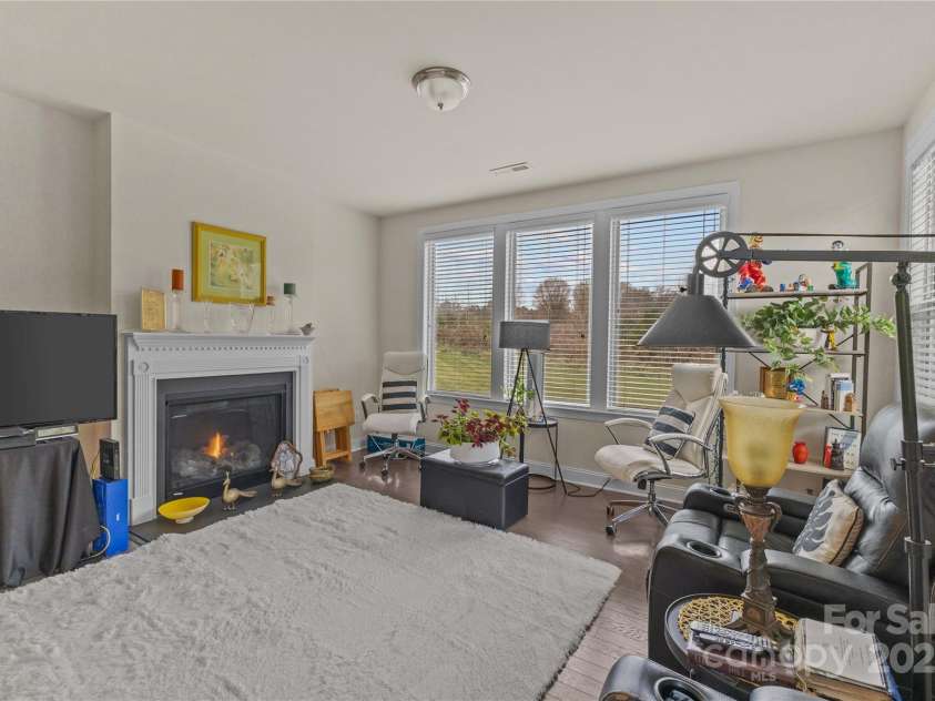 129 Johnson Manor Street, Mooresville, NC 28115.  MLS# CAR4197024, YatesRealty ID 2271. 