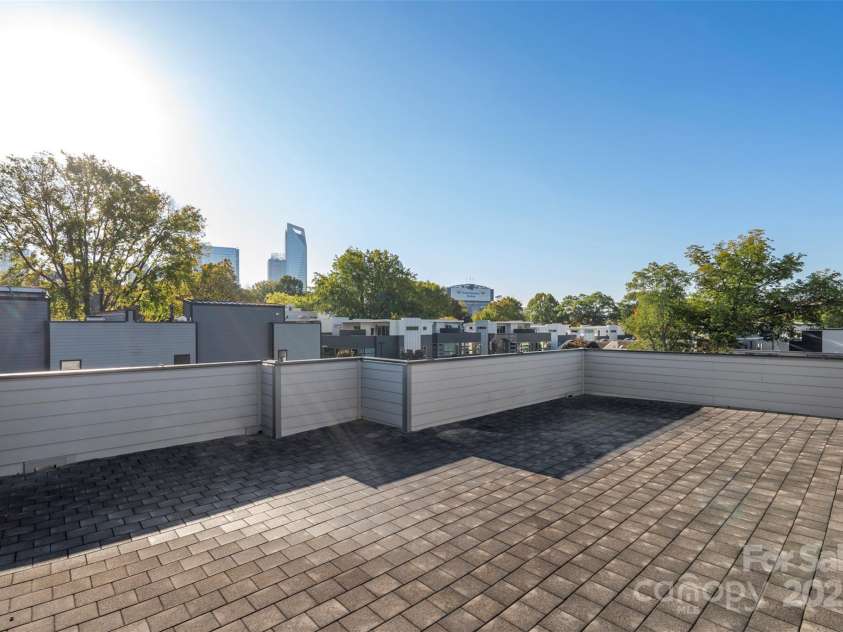 916-A Westbrook Drive, Charlotte, NC 28202.  MLS# CAR4195422, YatesRealty ID 2271. 