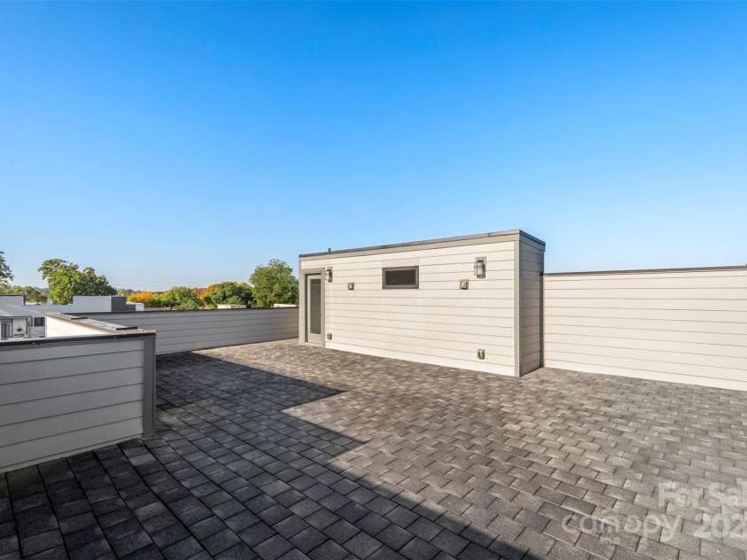 916-A Westbrook Drive, Charlotte, NC 28202.  MLS# CAR4330856, YatesRealty ID 2271. 