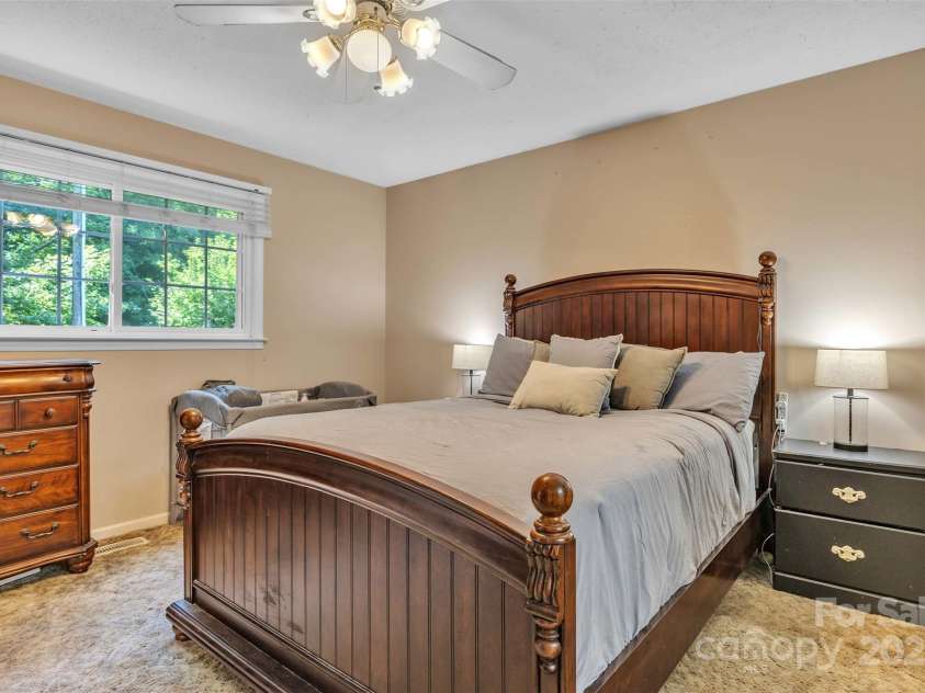 116 Eastwood Park Drive, Lenoir, NC 28645.  MLS# CAR4274356, YatesRealty ID 22711. Primary