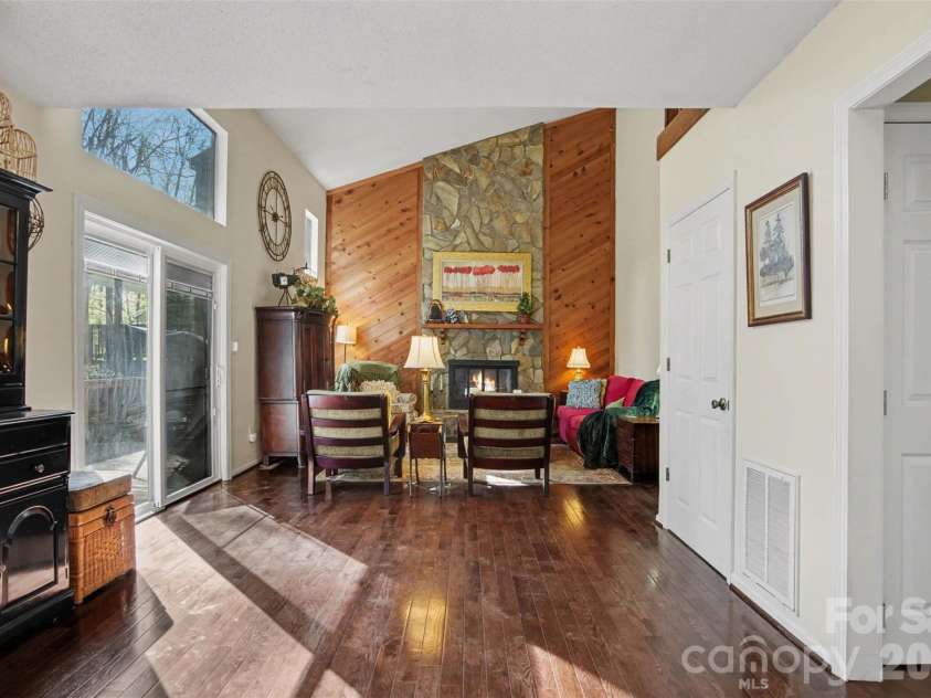 8968 St Croix Lane, Charlotte, NC 28277.  MLS# CAR4360123, YatesRealty ID 22711. 
