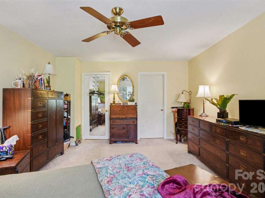 8968 St Croix Lane, Charlotte, NC 28277.  MLS# CAR4360123, YatesRealty ID 22711. 