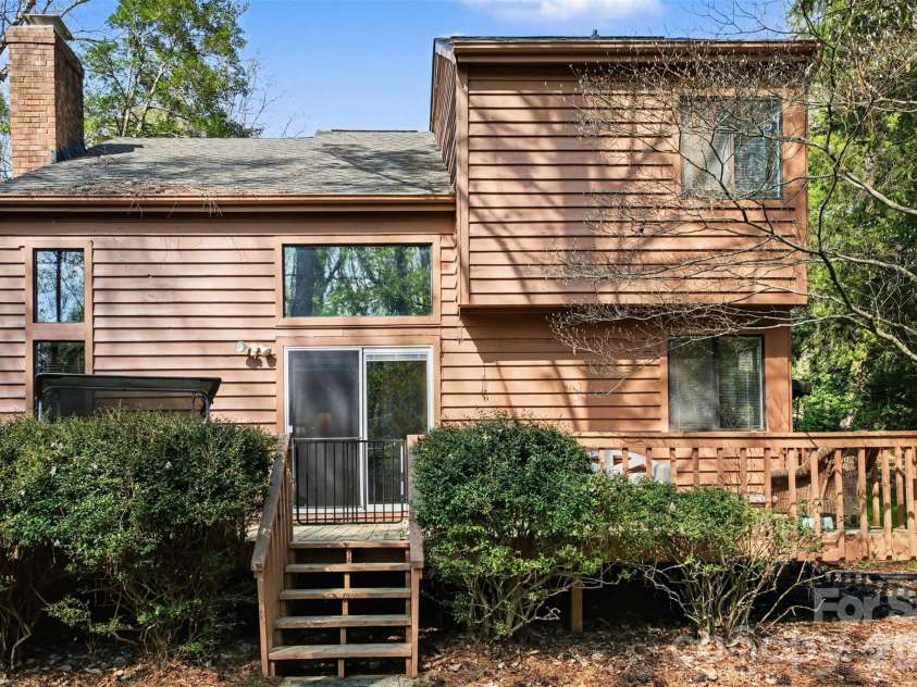 8968 St Croix Lane, Charlotte, NC 28277.  MLS# CAR4360123, YatesRealty ID 22711. 