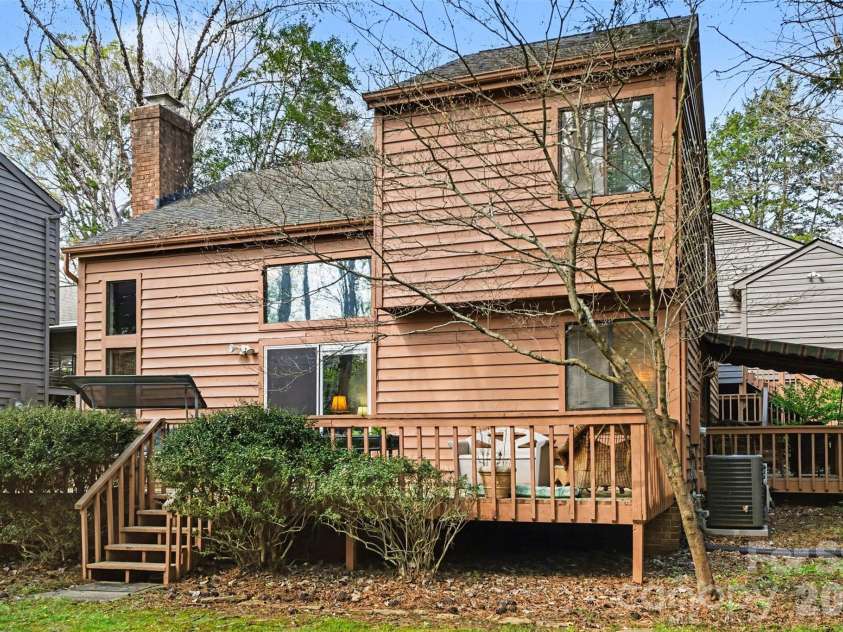 8968 St Croix Lane, Charlotte, NC 28277.  MLS# CAR4360123, YatesRealty ID 22711. 