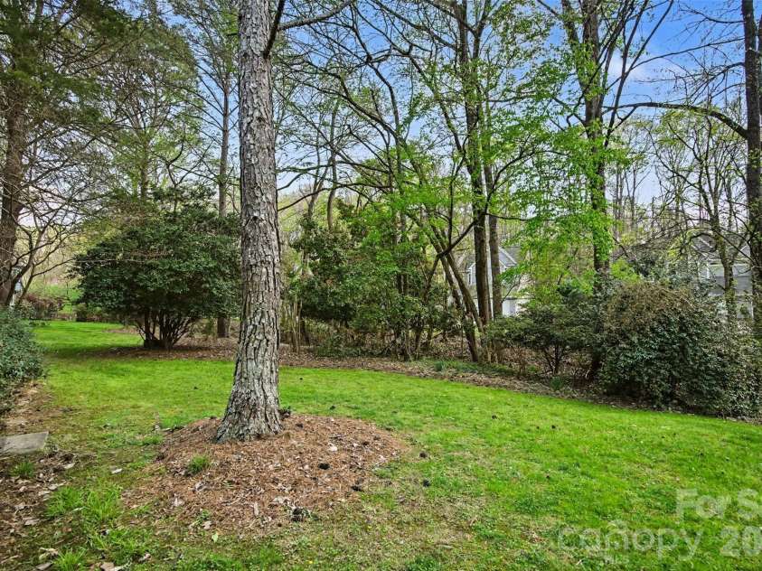 8968 St Croix Lane, Charlotte, NC 28277.  MLS# CAR4360123, YatesRealty ID 22711. 