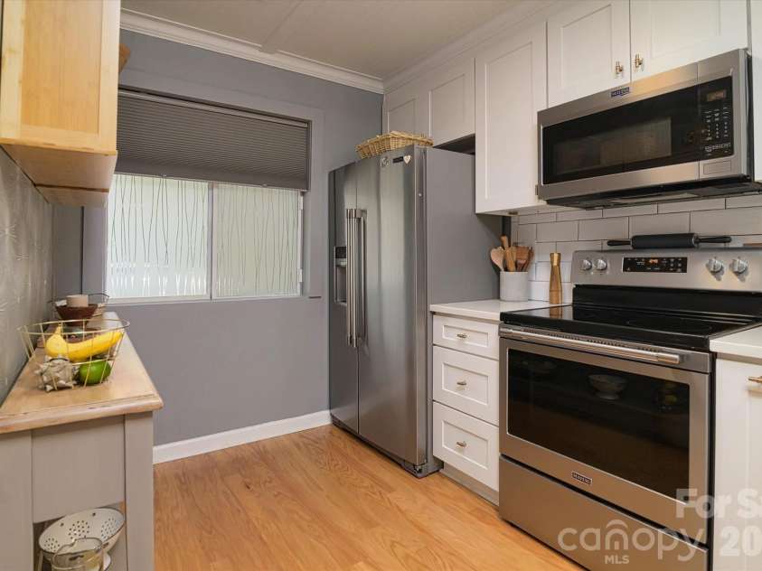 4053 Course Drive, Charlotte, NC 28277.  MLS# CAR4376484, YatesRealty ID 22712. 