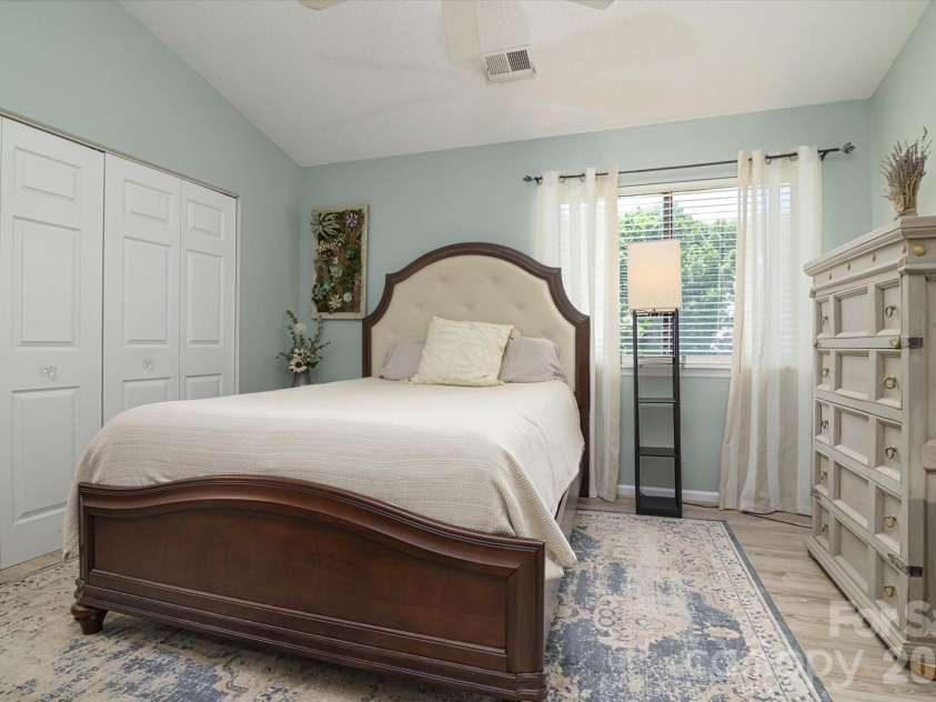 4053 Course Drive, Charlotte, NC 28277.  MLS# CAR4376484, YatesRealty ID 22712. 