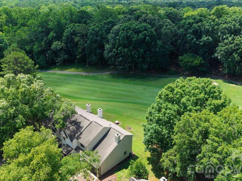 4053 Course Drive, Charlotte, NC 28277.  MLS# CAR4376484, YatesRealty ID 22712. 