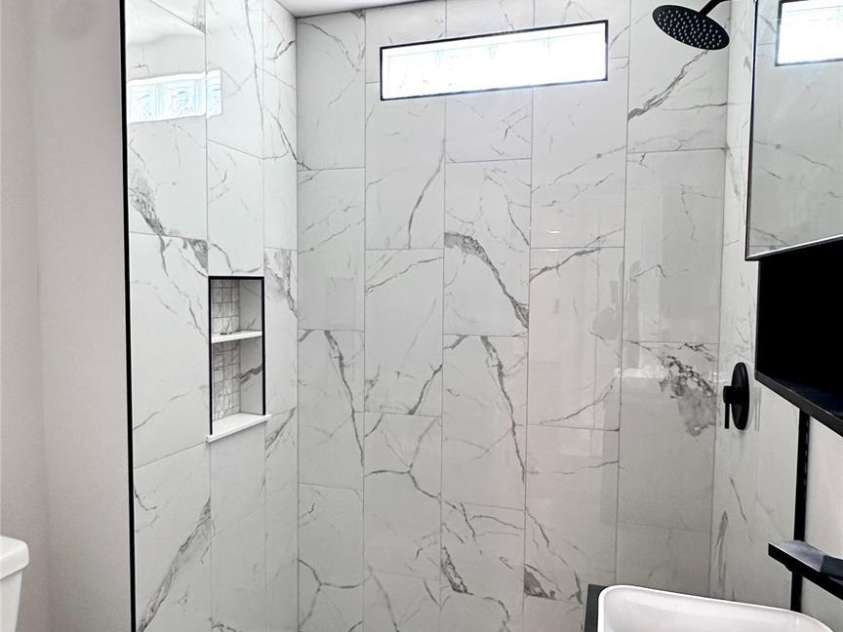 25 Dew Waite Road, Black Mountain, NC 28711.  MLS# CAR4247079, YatesRealty ID 22715. 