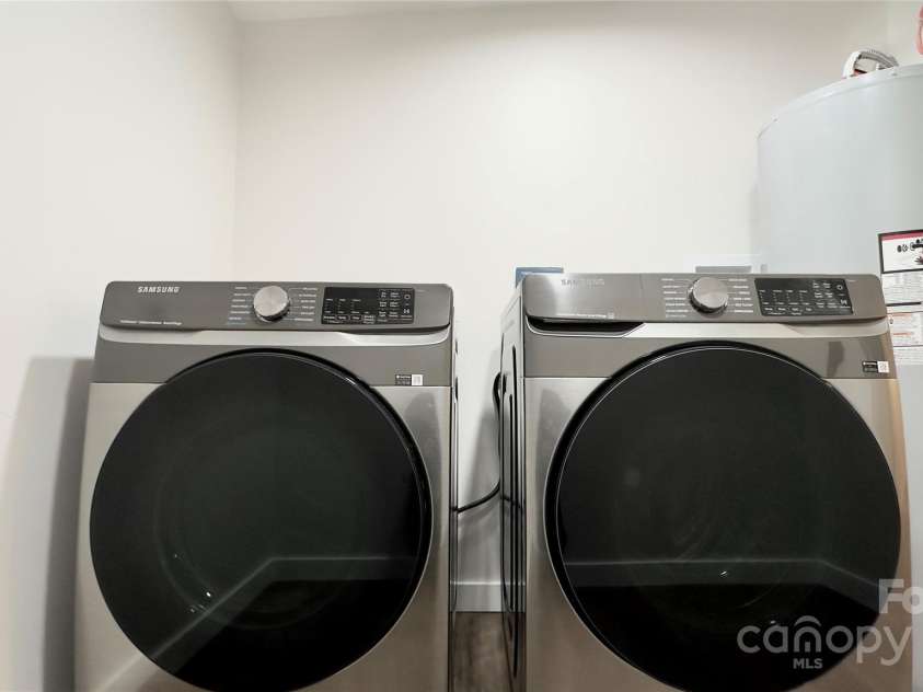 25 Dew Waite Road, Black Mountain, NC 28711.  MLS# CAR4247079, YatesRealty ID 22715. 