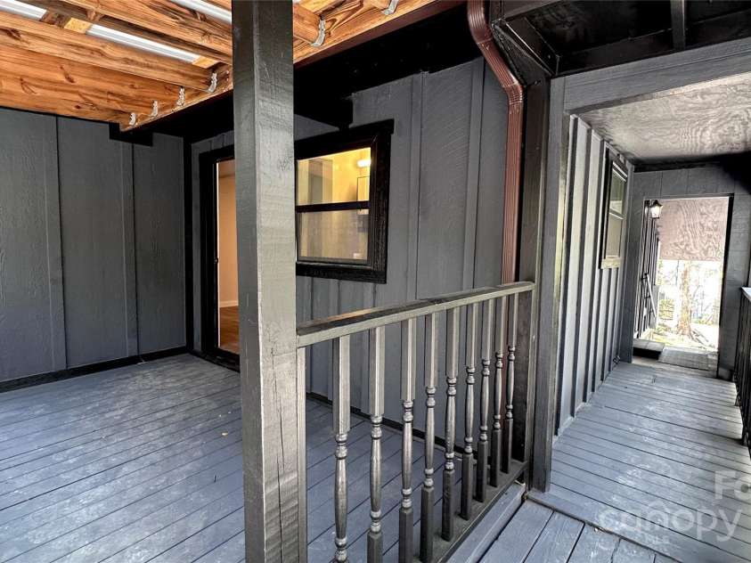 25 Dew Waite Road, Black Mountain, NC 28711.  MLS# CAR4247079, YatesRealty ID 22715. 