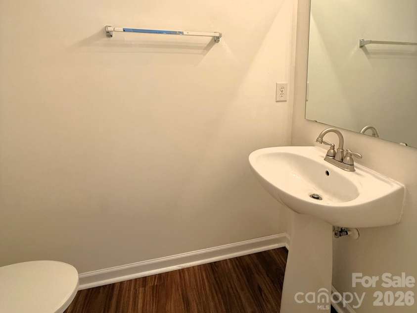 8842 Gerren Court, Charlotte, NC 28217.  MLS# CAR4393412, YatesRealty ID 22716. Half bath