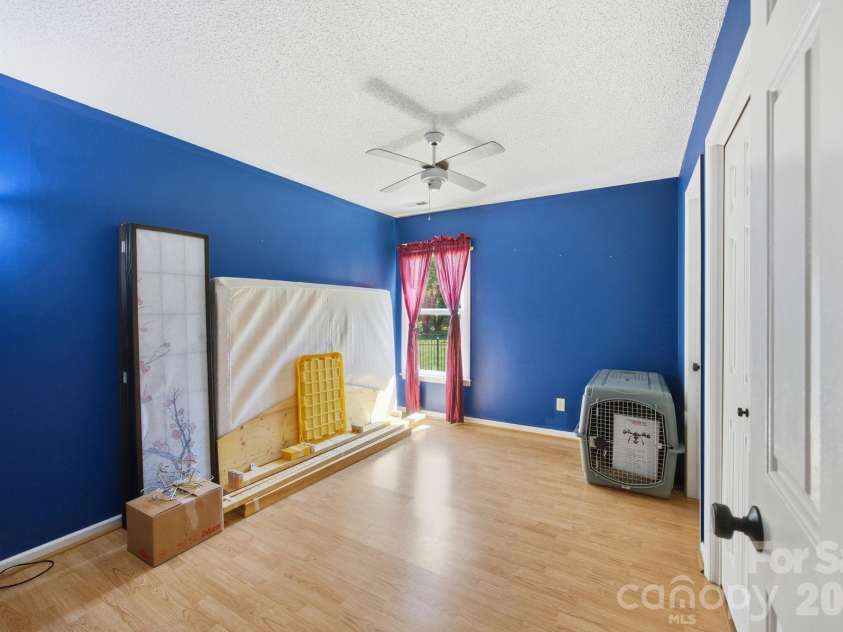 7614 Trotter Road, Charlotte, NC 28216.  MLS# CAR4377328, YatesRealty ID 22717. 