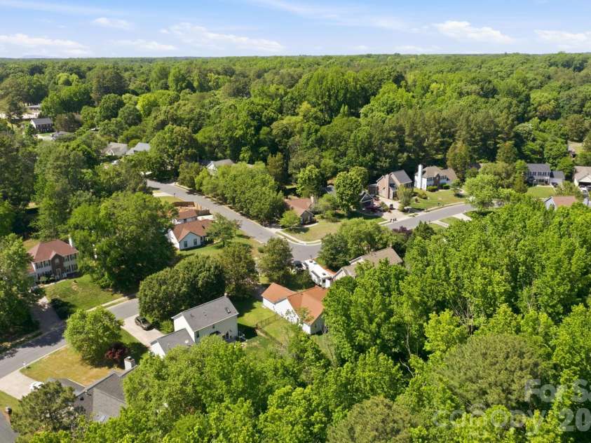 7614 Trotter Road, Charlotte, NC 28216.  MLS# CAR4377328, YatesRealty ID 22717. 