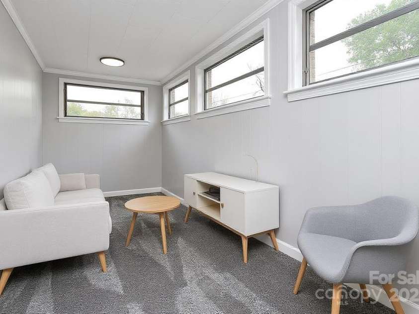 105 Deaver Street, Chester, SC 29706.  MLS# CAR4242410, YatesRealty ID 22718. Virtual Staged Bonis Room