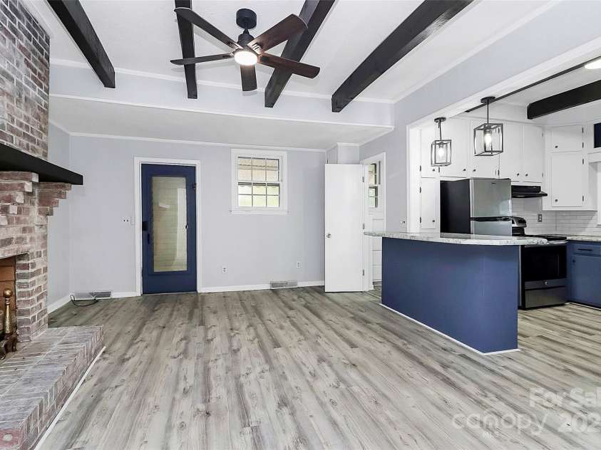 105 Deaver Street, Chester, SC 29706.  MLS# CAR4312540, YatesRealty ID 22718. Living Room 