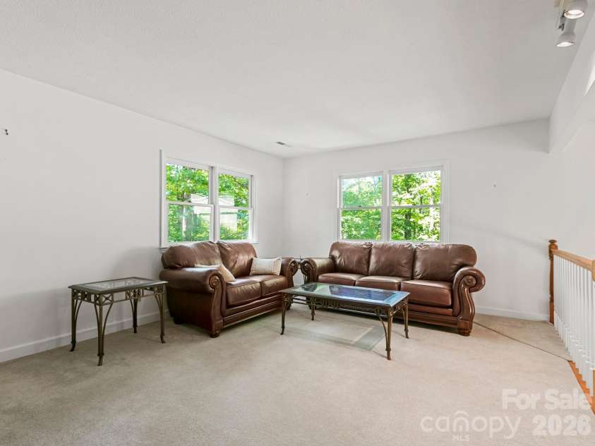 160 Little Mine Mountain Drive, Saluda, NC 28773.  MLS# CAR4380801, YatesRealty ID 22719. Loft