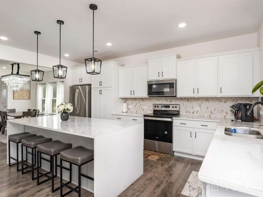 3127 Pinehills Way, Mount Holly, NC 28120.  MLS# CAR4300617, YatesRealty ID 22719. 