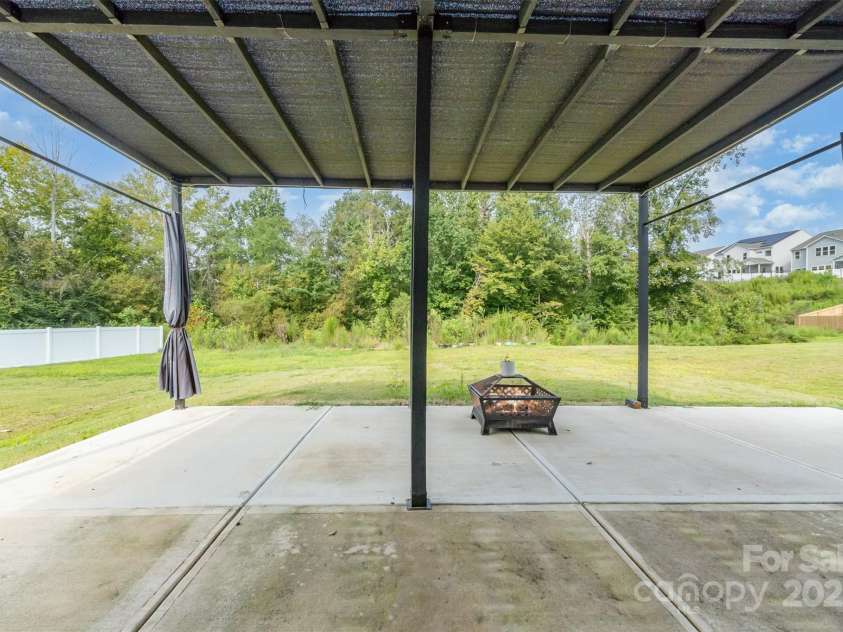 3127 Pinehills Way, Mount Holly, NC 28120.  MLS# CAR4300617, YatesRealty ID 22719. 