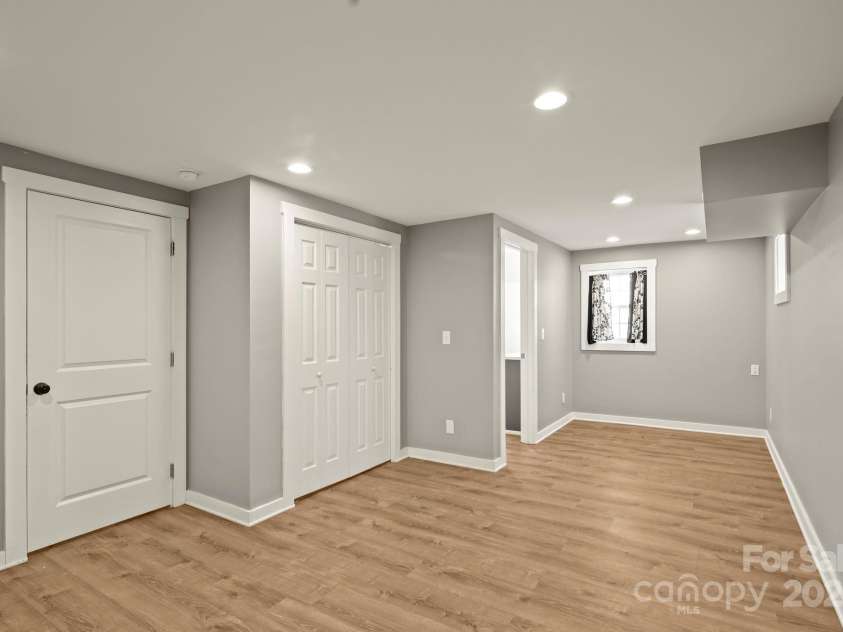 117 Hibriten Mountain Road, Lenoir, NC 28645.  MLS# CAR4184954, YatesRealty ID 2272. 