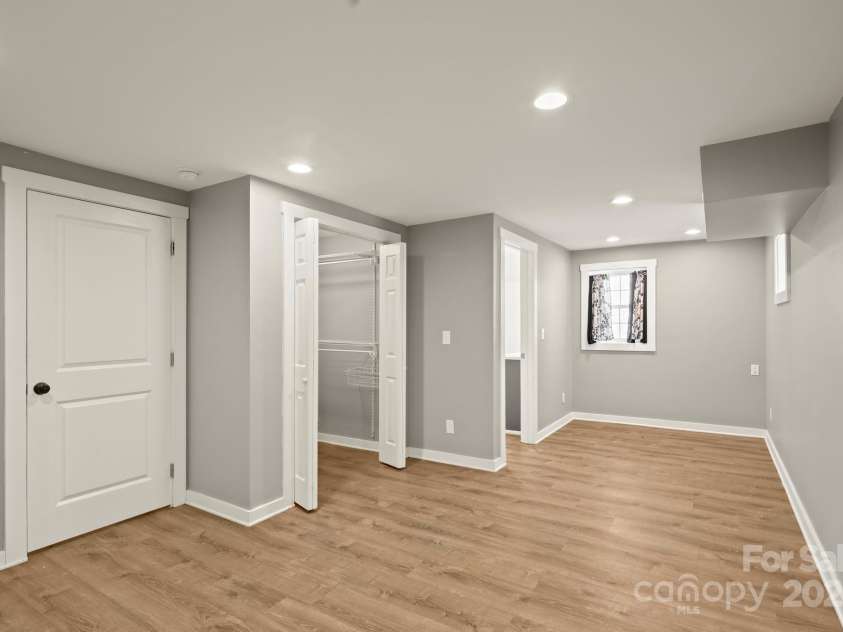 117 Hibriten Mountain Road, Lenoir, NC 28645.  MLS# CAR4184954, YatesRealty ID 2272. 