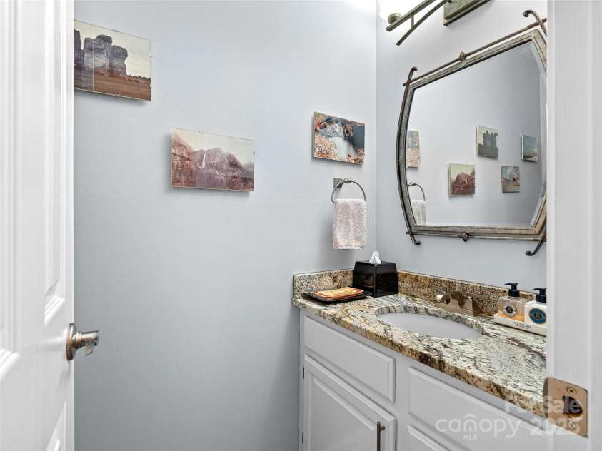 18 Tall Pines Trail, Arden, NC 28704.  MLS# CAR4330201, YatesRealty ID 2272. 