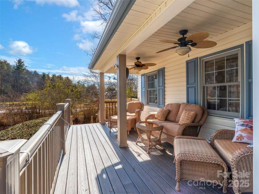 18 Tall Pines Trail, Arden, NC 28704.  MLS# CAR4330201, YatesRealty ID 2272. 