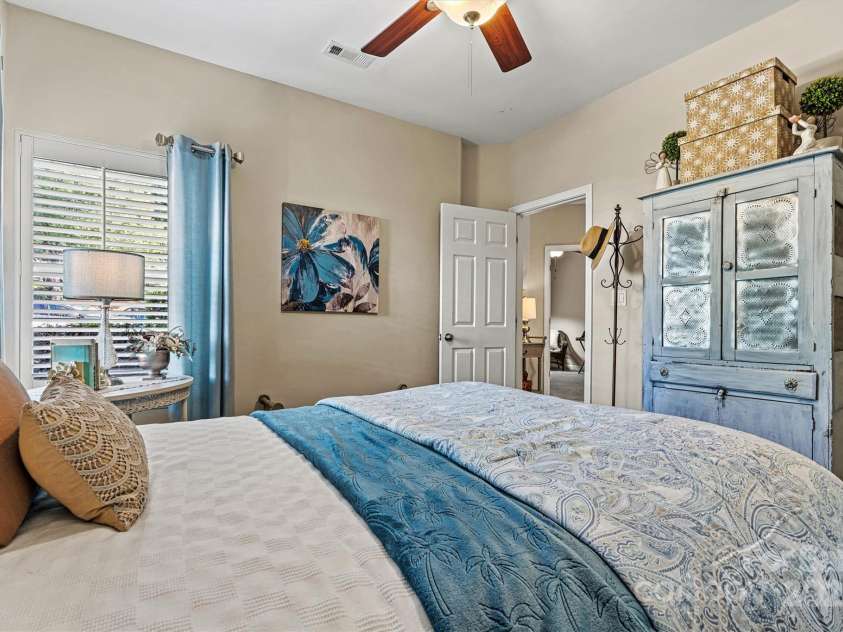 1007 Southwest Drive, Davidson, NC 28036.  MLS# CAR4271868, YatesRealty ID 22720. Guest bedroom