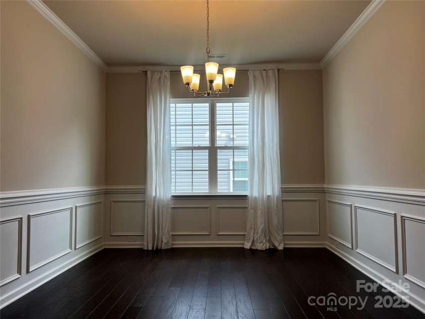 147 Dubois Drive, Mooresville, NC 28115.  MLS# CAR4260961, YatesRealty ID 22724. 