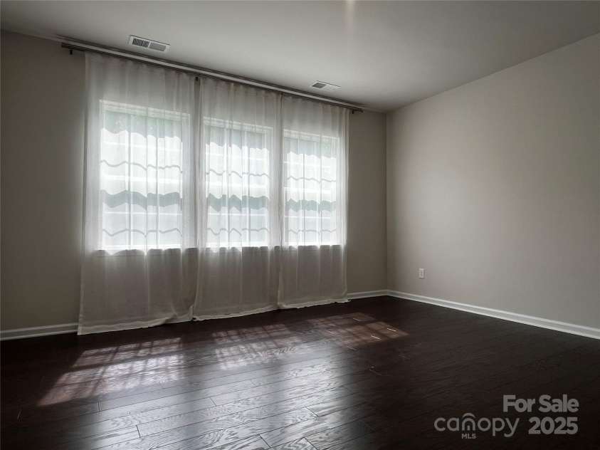 147 Dubois Drive, Mooresville, NC 28115.  MLS# CAR4260961, YatesRealty ID 22724. 