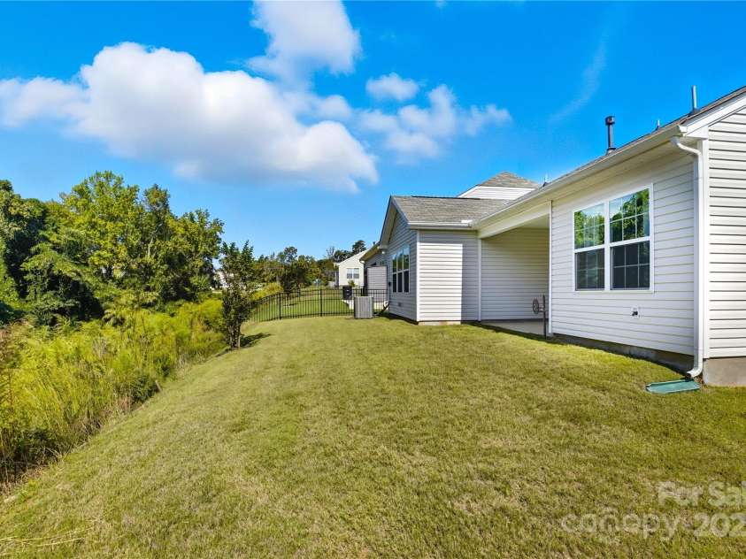 147 Dubois Drive, Mooresville, NC 28115.  MLS# CAR4309004, YatesRealty ID 22724. 