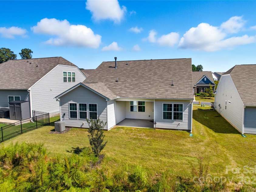 147 Dubois Drive, Mooresville, NC 28115.  MLS# CAR4309004, YatesRealty ID 22724. 