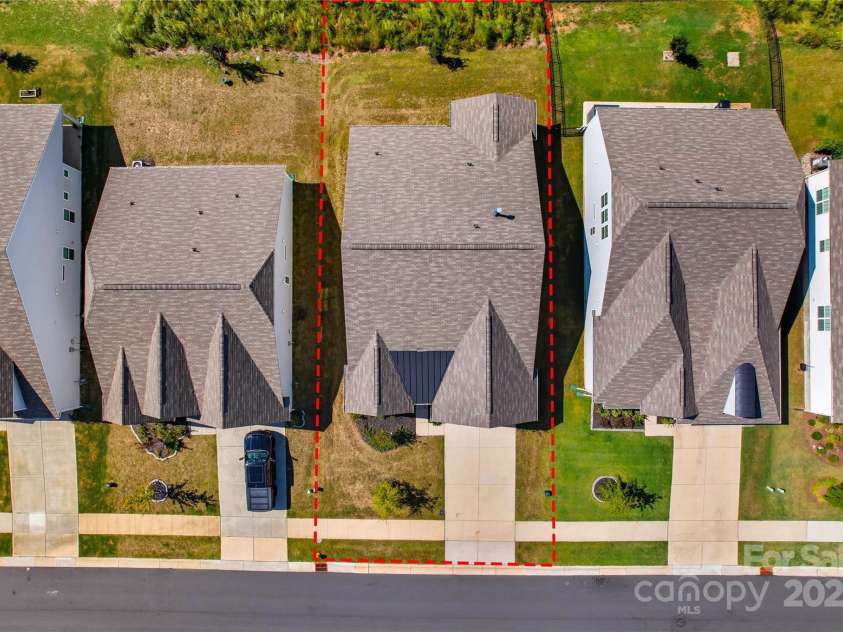 147 Dubois Drive, Mooresville, NC 28115.  MLS# CAR4309004, YatesRealty ID 22724. 