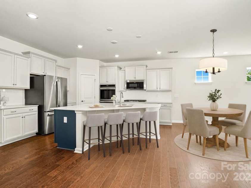 147 Dubois Drive, Mooresville, NC 28115.  MLS# CAR4309004, YatesRealty ID 22724. Huge island -