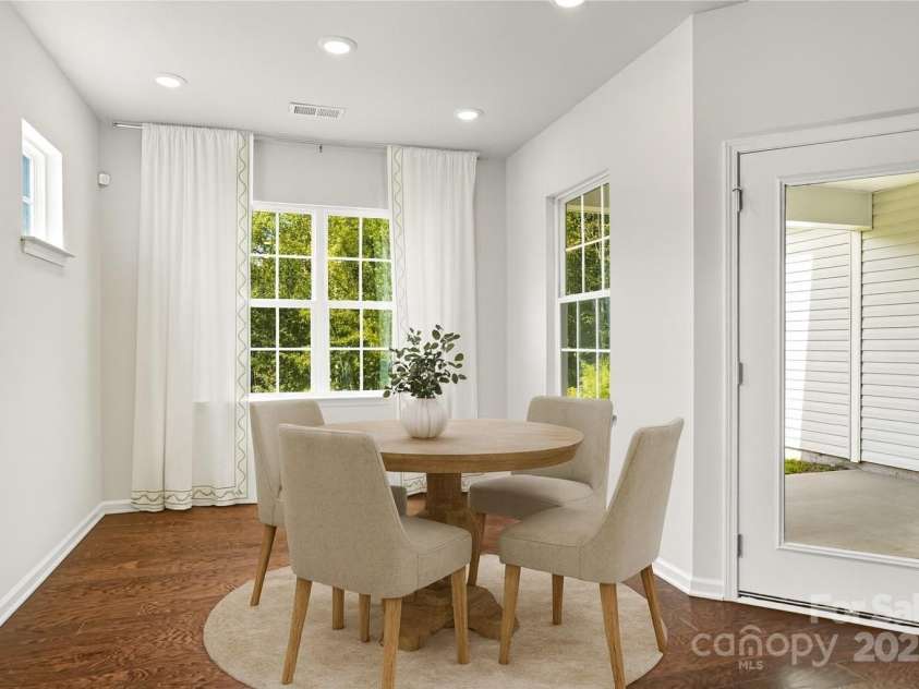 147 Dubois Drive, Mooresville, NC 28115.  MLS# CAR4309004, YatesRealty ID 22724.  virtually staged