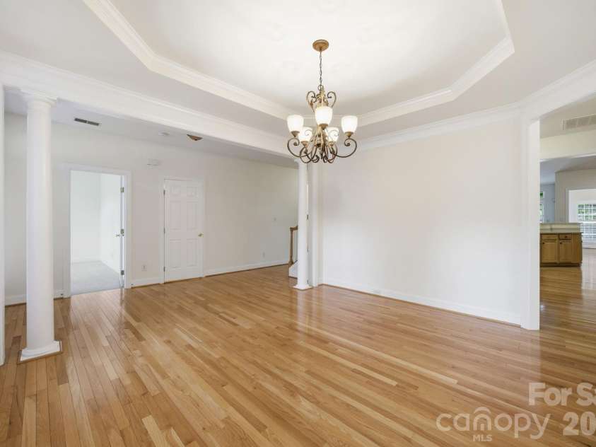 1113 Butterburr Drive, Matthews, NC 28104.  MLS# CAR4375846, YatesRealty ID 22725. 