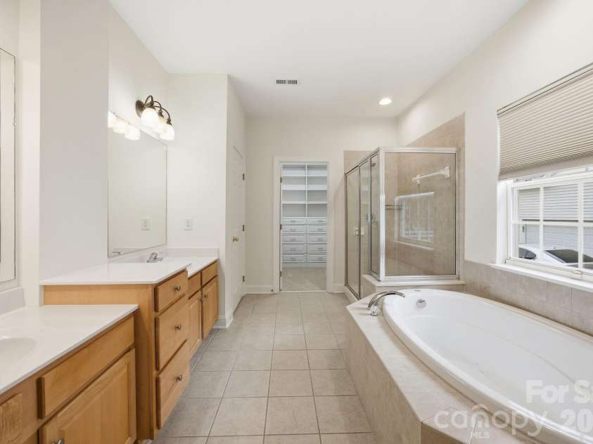 1113 Butterburr Drive, Matthews, NC 28104.  MLS# CAR4375846, YatesRealty ID 22725. 