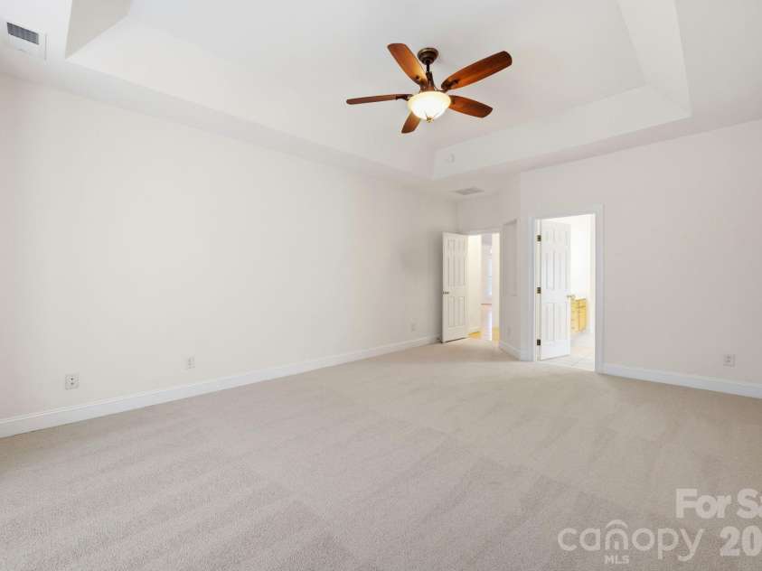 1113 Butterburr Drive, Matthews, NC 28104.  MLS# CAR4375846, YatesRealty ID 22725. 