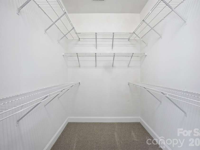 1113 Butterburr Drive, Matthews, NC 28104.  MLS# CAR4375846, YatesRealty ID 22725. 
