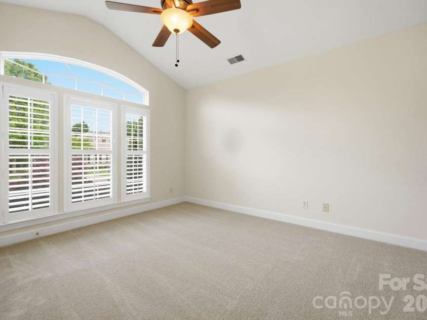 1113 Butterburr Drive, Matthews, NC 28104.  MLS# CAR4375846, YatesRealty ID 22725. 