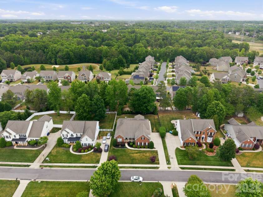 1113 Butterburr Drive, Matthews, NC 28104.  MLS# CAR4375846, YatesRealty ID 22725. 