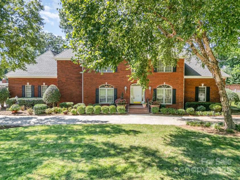 1209 South Street, Gastonia, NC 28052.  MLS# CAR4299236, YatesRealty ID 22725. 