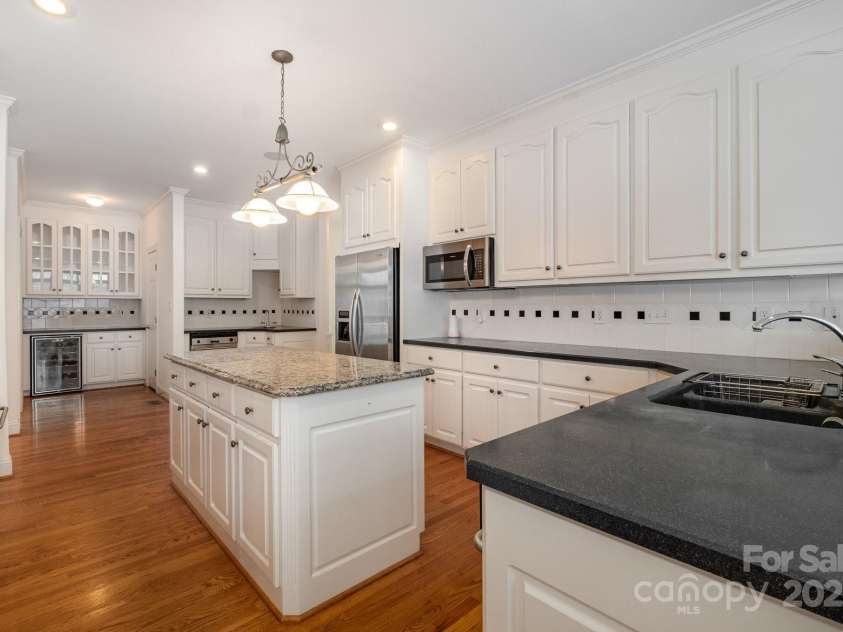 1209 South Street, Gastonia, NC 28052.  MLS# CAR4299236, YatesRealty ID 22725. 