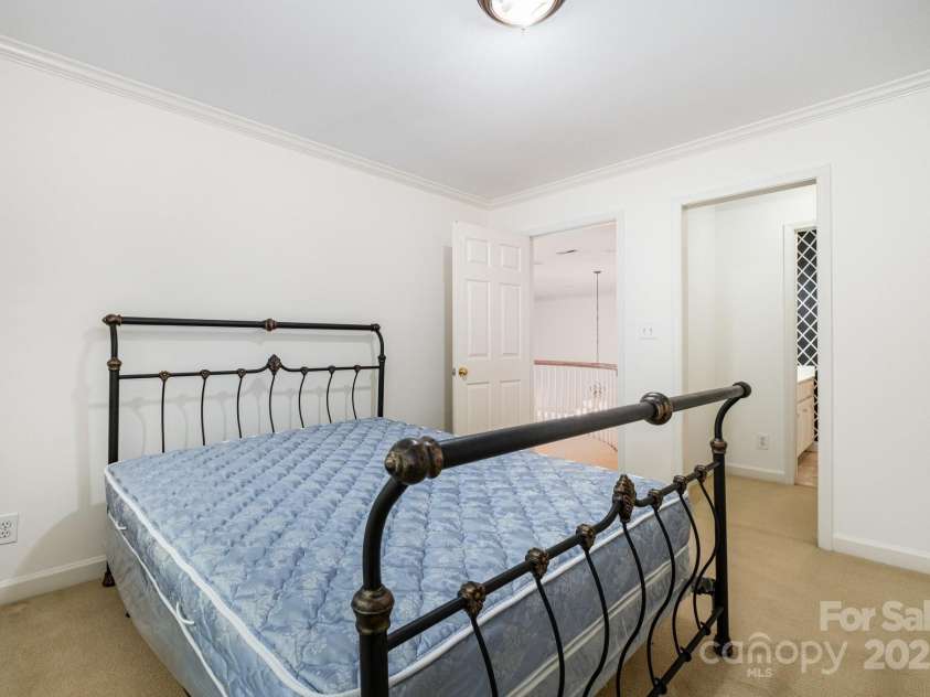 1209 South Street, Gastonia, NC 28052.  MLS# CAR4299236, YatesRealty ID 22725. 